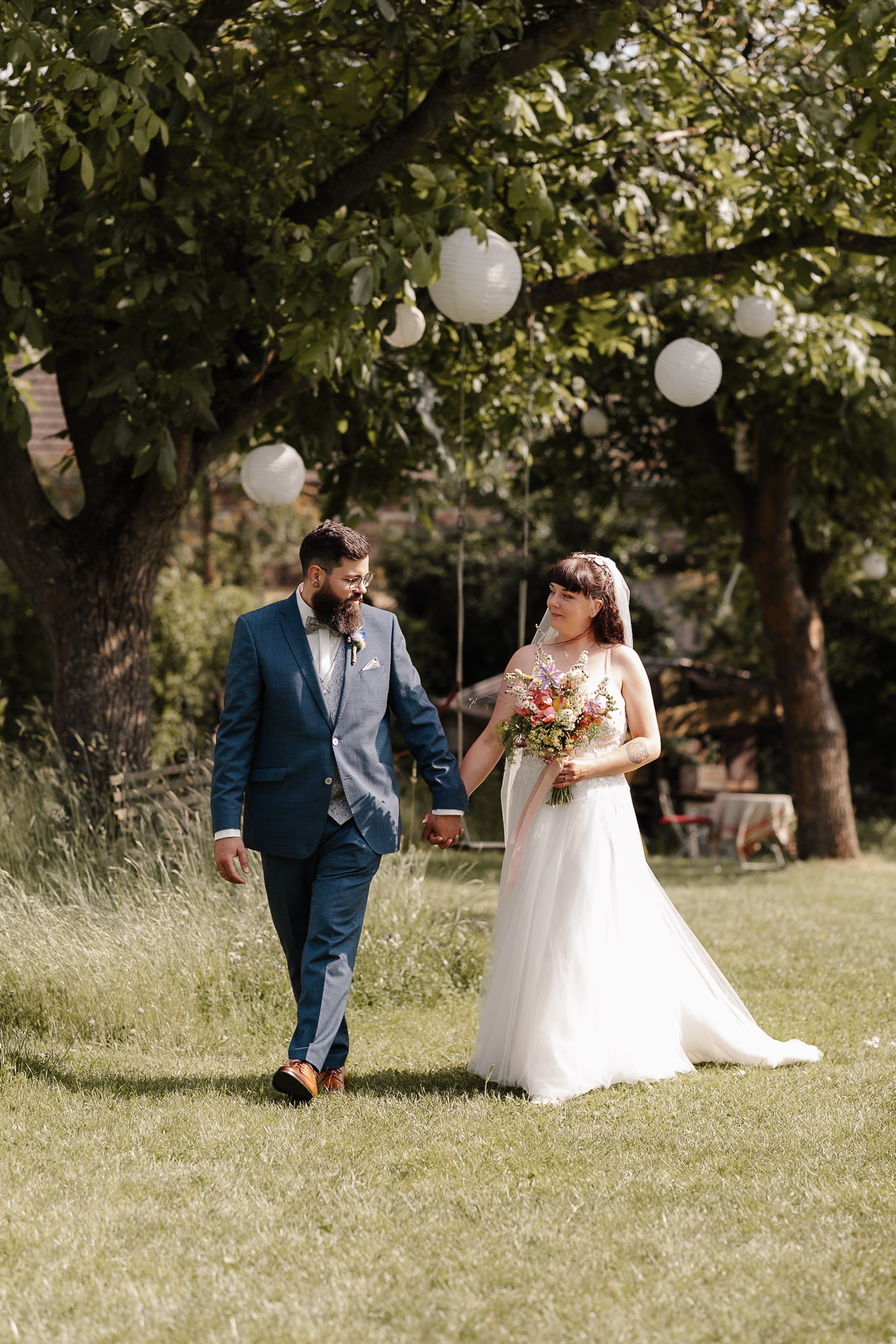 Ganztägige Hochzeitsreportage in der Seebucht Grunewald Berlin Brautpaarshooting