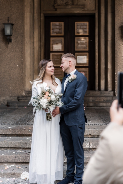 Hochzeitsfotografie-Standesamt-Berlin-Mitte-Museumsinsel-Berlin