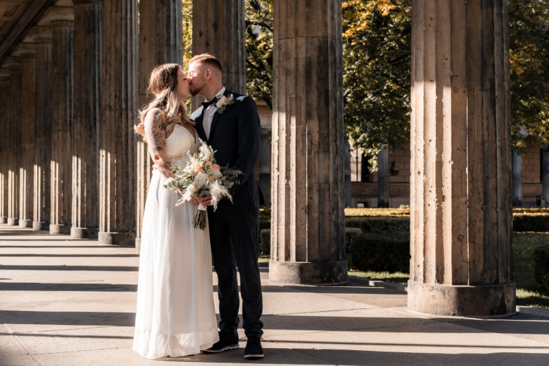 Hochzeitsfotografie-Standesamt-Berlin-Mitte-Museumsinsel-Berlin